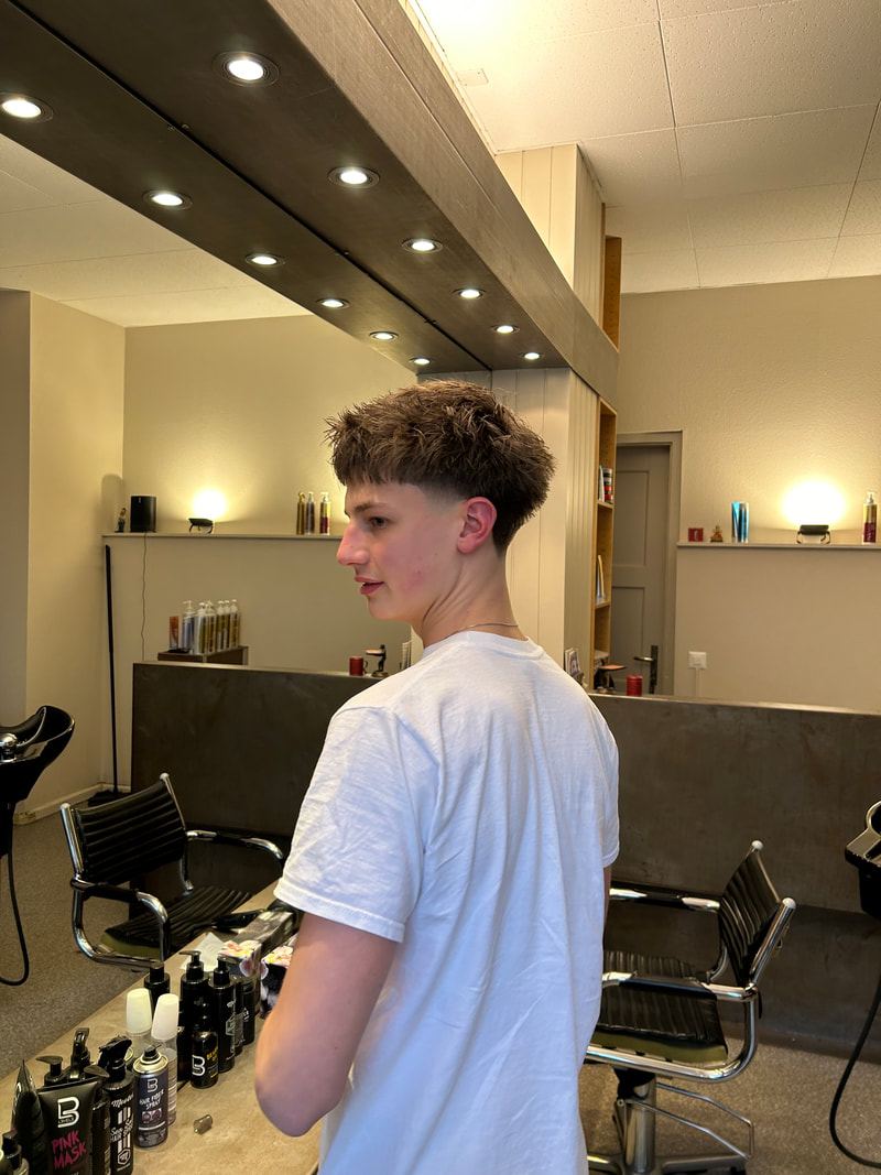 Men's haircut by Sylvan Warring, hair studio in Zürich